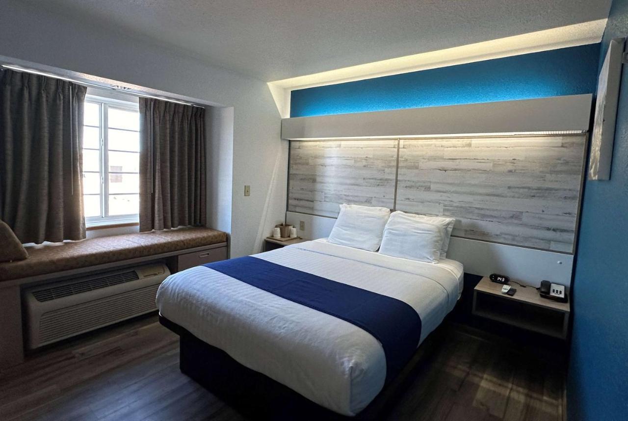 Microtel Inn & Suites תומא מראה חיצוני תמונה